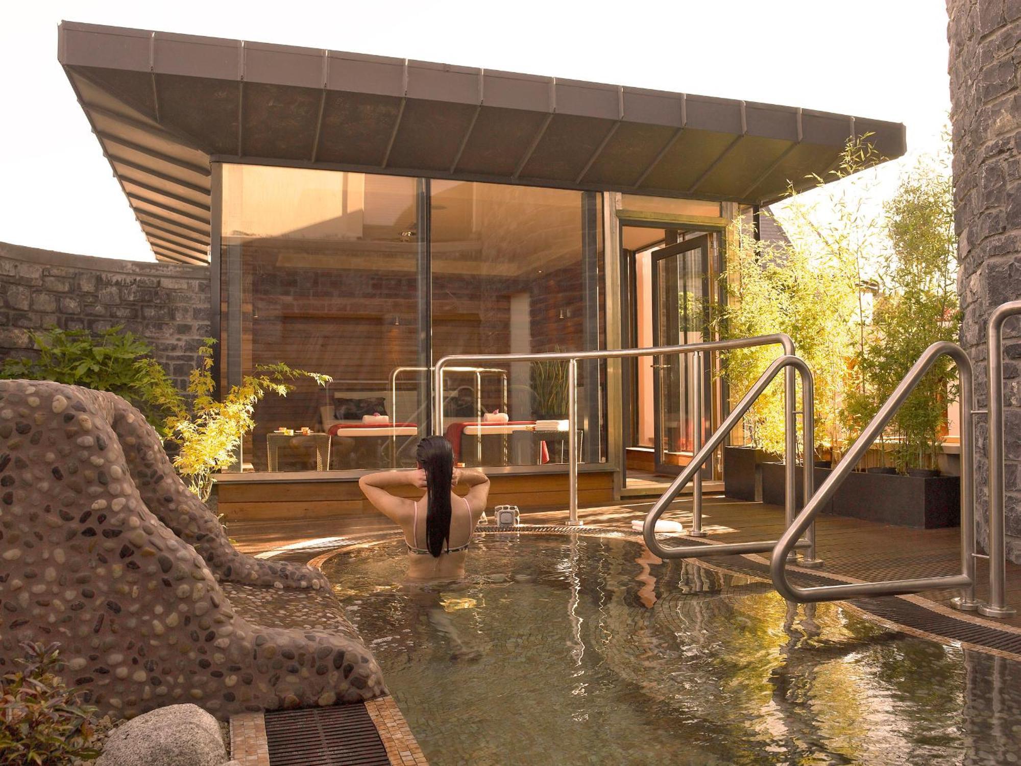 Castlecourt Hotel, Spa & Leisure Westport Exterior foto